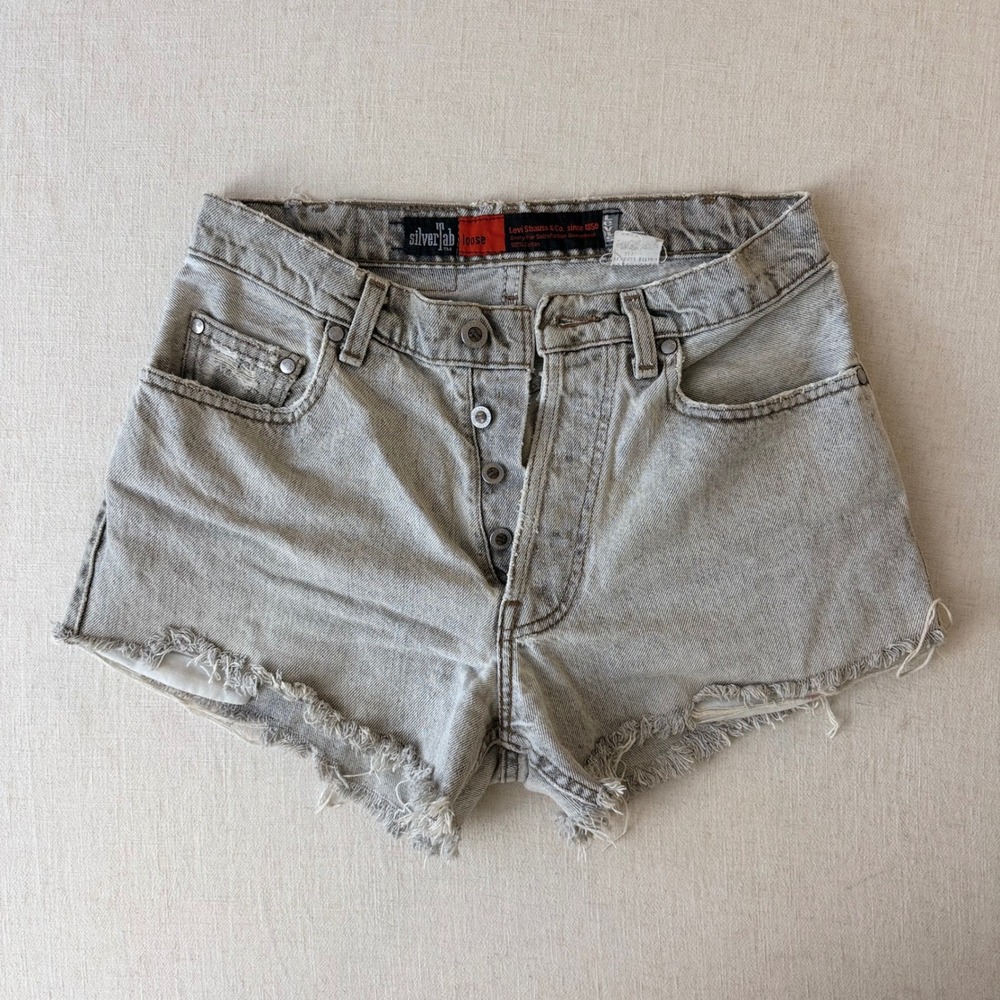 Vintage Levi's 90s SilverTab Loose Denim Short Gray Light Wash Cut Off High Rise
